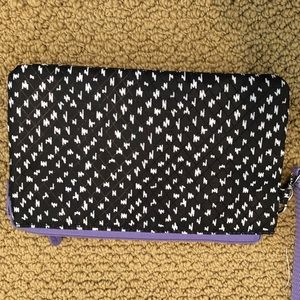 Wristlet wallet